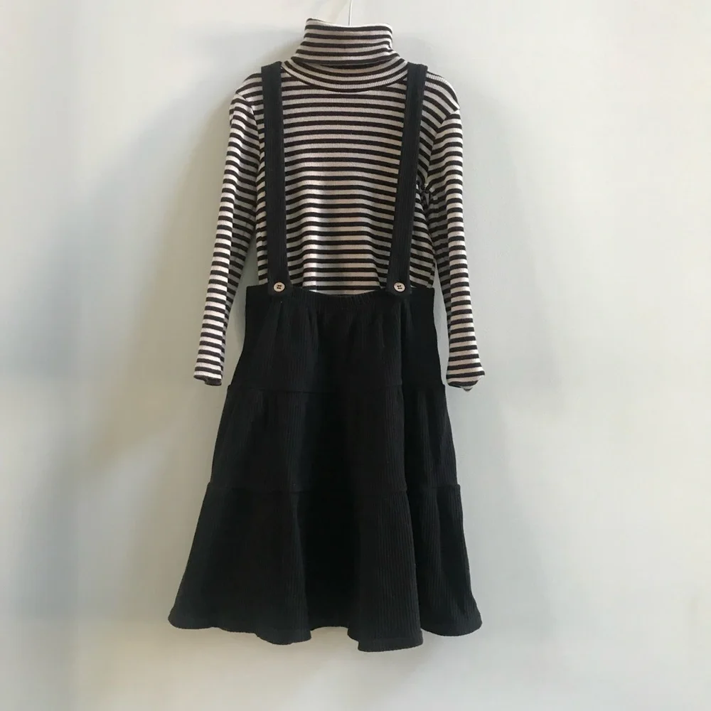 Lil Legs Black Suspender Skirt, Size 7Y.